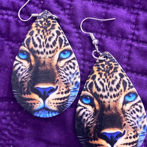 Amber, Brown and Black Leopard with Brilliant Lake Blue Eyes Water Drop Earrings - Picture 1 of 4